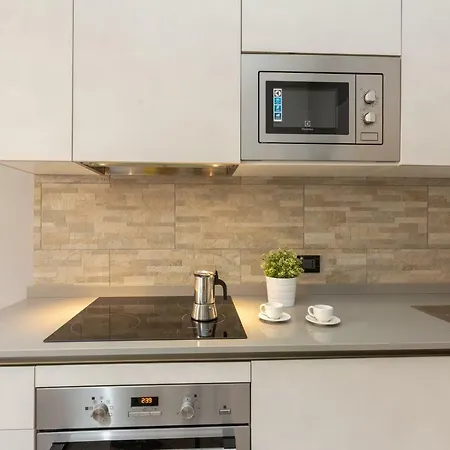 The Rent - Cozy Studio In Downtown * Milano